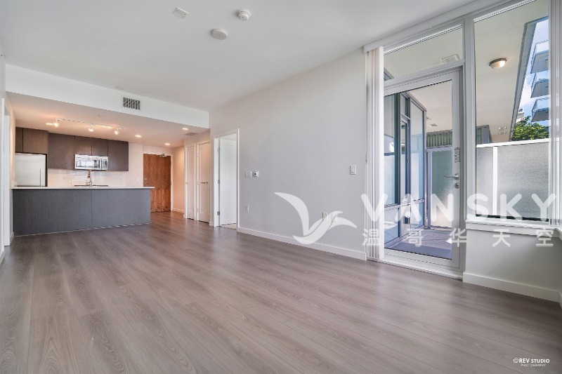 250203180828_living room 3.jpg